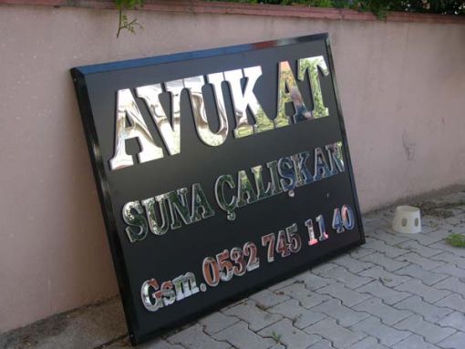  avukat suna çalışkan