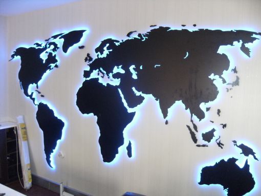  işiklı iç dekor acık dünya haritası